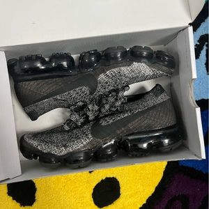 Womens Nike vapor max